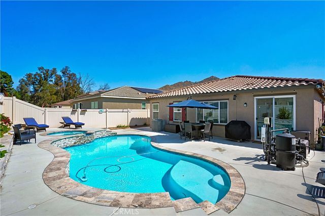 19898 Cara Cara, Riverside, CA 92507