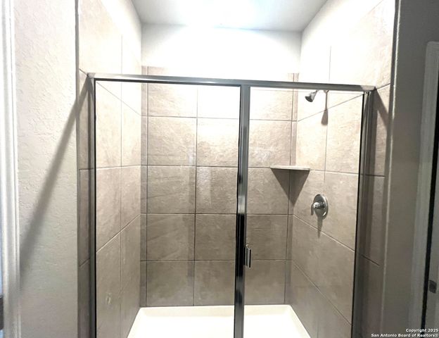 7851 ABBEY PL, San Antonio, TX 78218