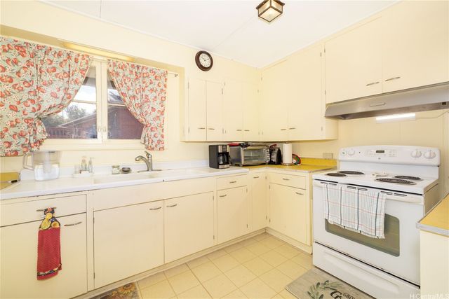 99-418 Aiealani Place, Aiea, HI 96701