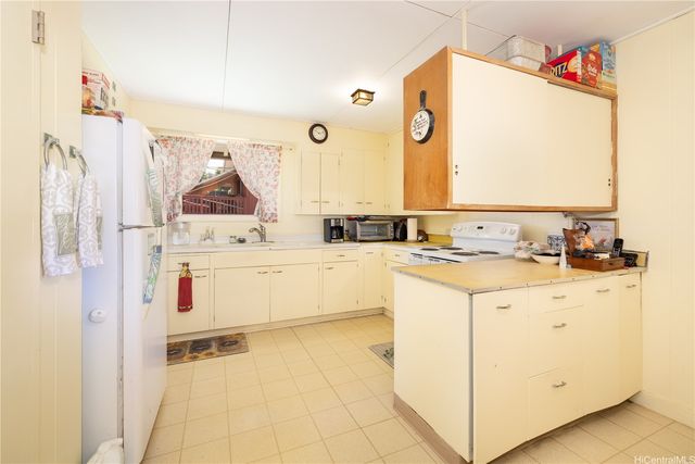 99-418 Aiealani Place, Aiea, HI 96701
