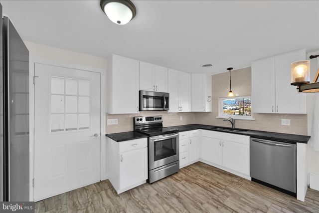 65 HAWK LN, Schuylkill Haven, PA 17972