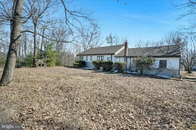 65 HAWK LN, Schuylkill Haven, PA 17972