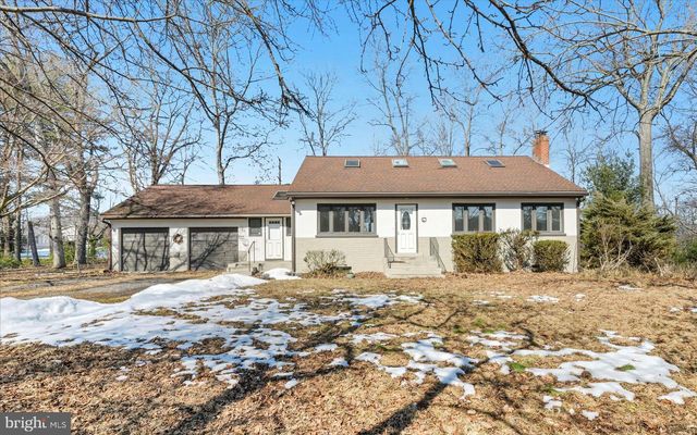 65 HAWK LN, Schuylkill Haven, PA 17972