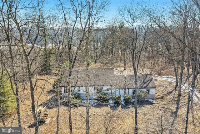 65 HAWK LN, Schuylkill Haven, PA 17972