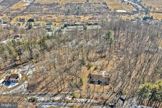 65 HAWK LN, Schuylkill Haven, PA 17972