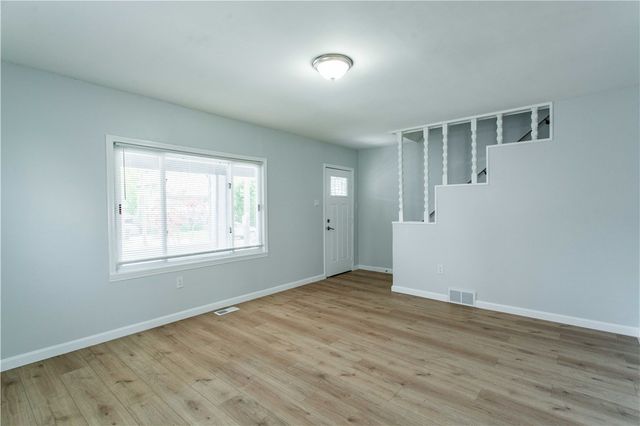 1710 Main St, Aliquippa, PA 15001