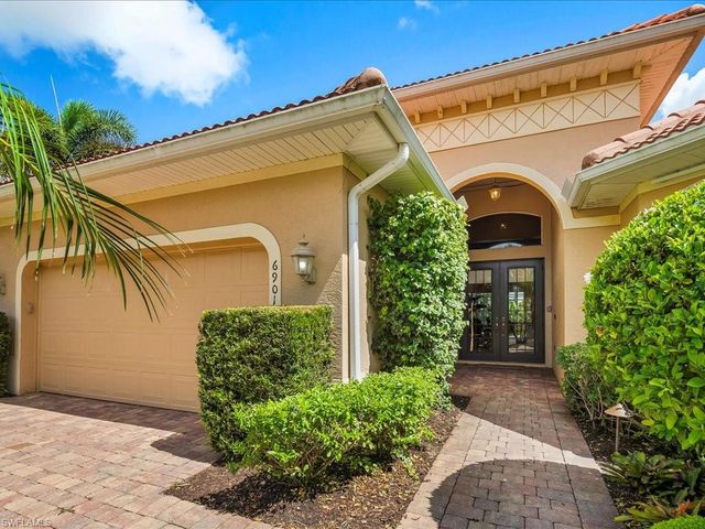 6901 Bent Grass DR, Naples, FL 34113
