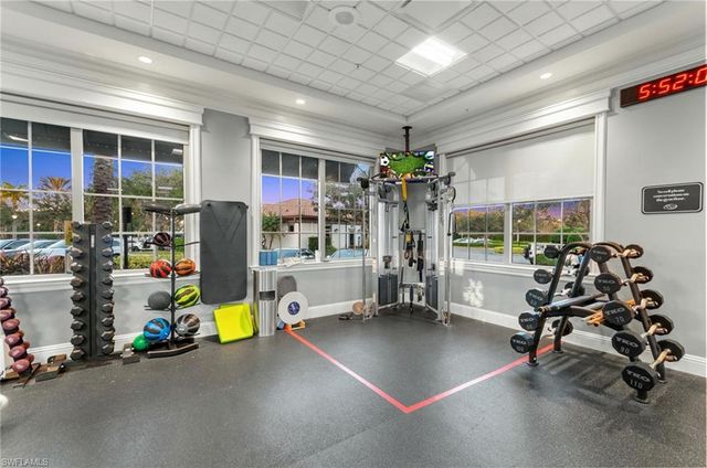 6901 Bent Grass DR, Naples, FL 34113