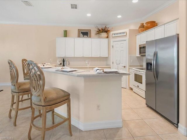 6901 Bent Grass DR, Naples, FL 34113