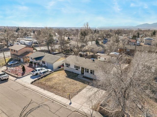 2240 Flintwood Drive, Colorado Springs, CO 80910
