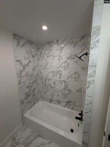 979 Airport Boulevard, Columbia, SC 29205