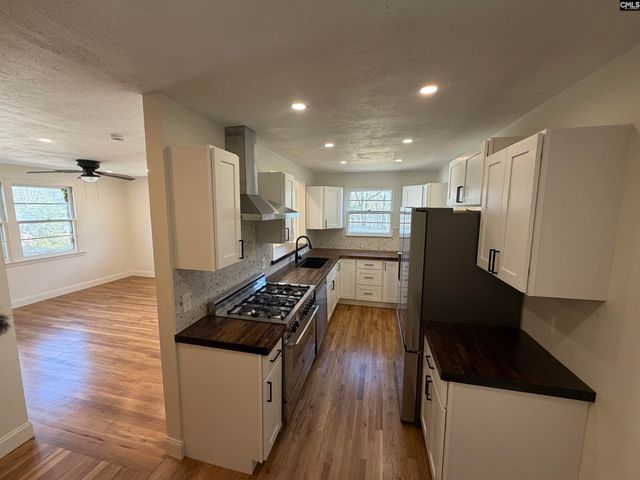 979 Airport Boulevard, Columbia, SC 29205