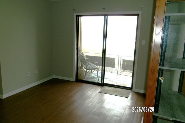 405 Old Stone Road E2, Munster, IN 46321