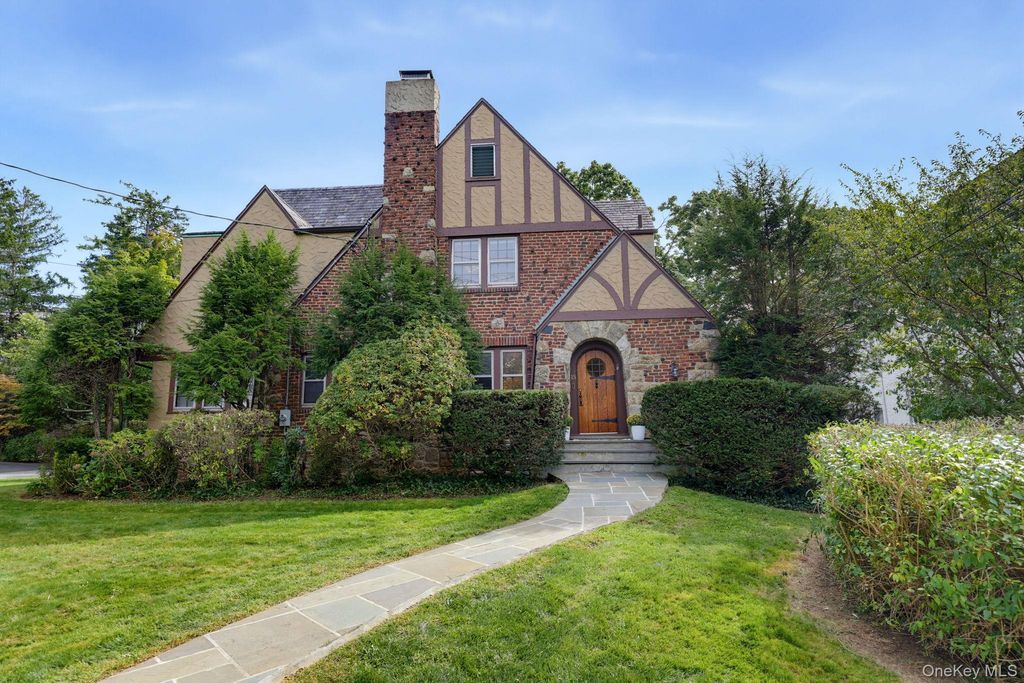15 Stratton Road, Scarsdale, NY 10583 — exterior