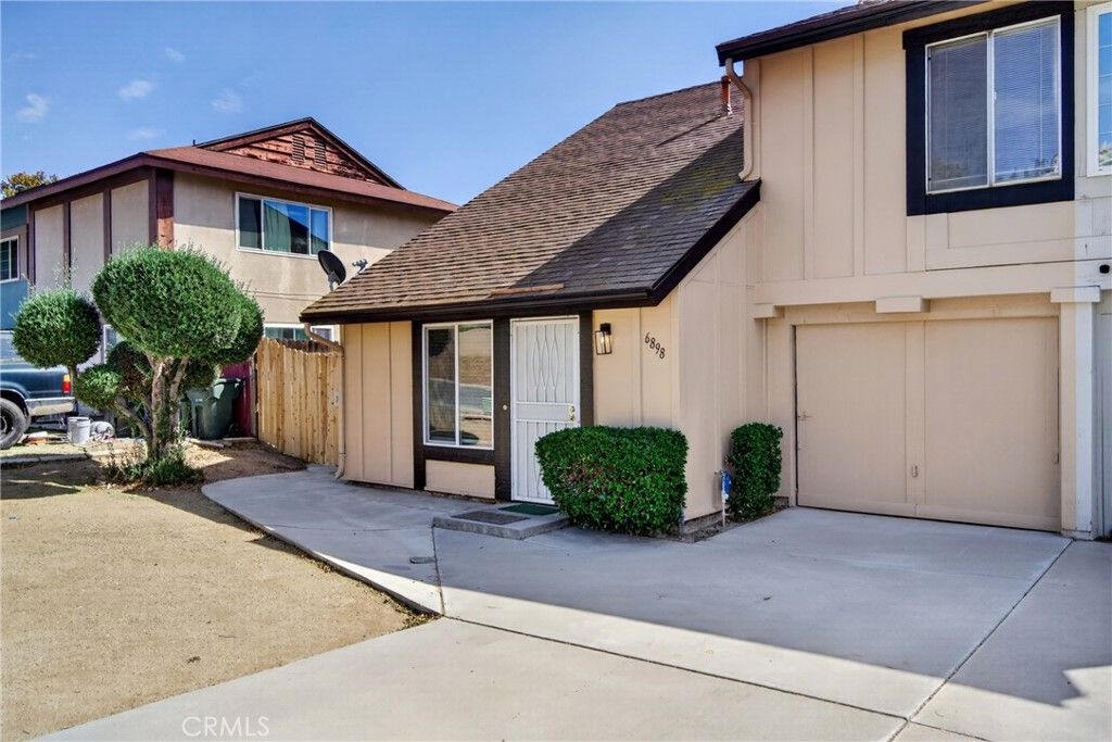 6898 John, Riverside, CA 92509 — photo 2