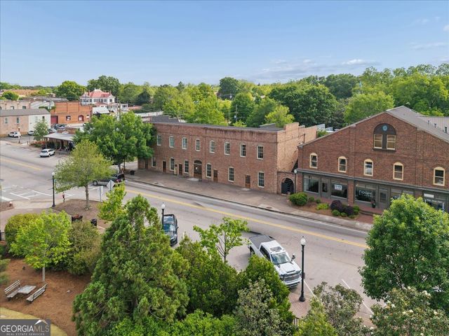 200 W Washington St, Unit B, Madison, GA 30650