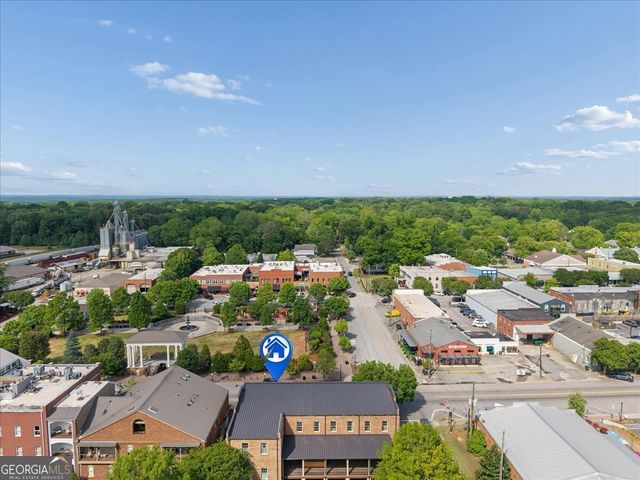 200 W Washington St, Unit B, Madison, GA 30650