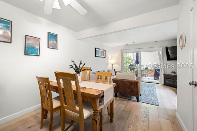 17 Lagoon Rd Apt 26, Hilton Head Island, SC 29928