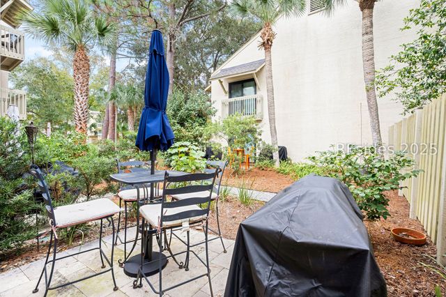 17 Lagoon Rd Apt 26, Hilton Head Island, SC 29928