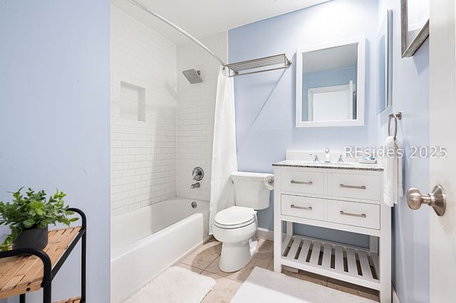 17 Lagoon Rd Apt 26, Hilton Head Island, SC 29928