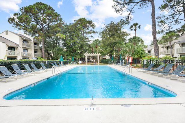 17 Lagoon Rd Apt 26, Hilton Head Island, SC 29928