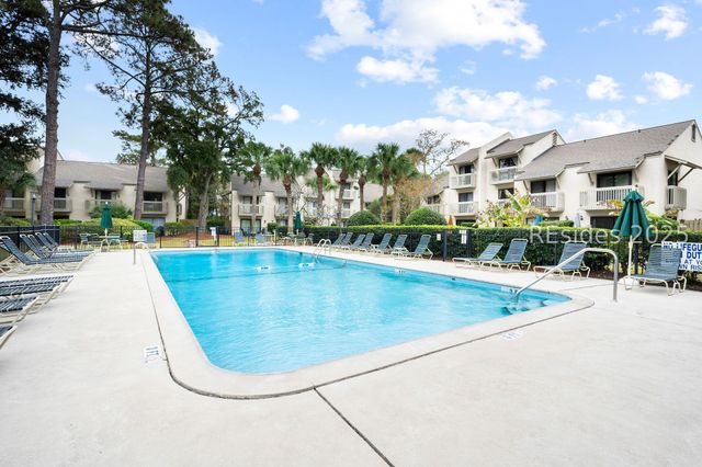 17 Lagoon Rd Apt 26, Hilton Head Island, SC 29928
