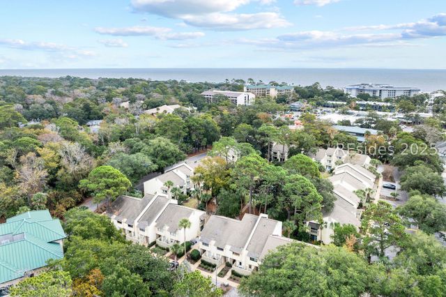17 Lagoon Rd Apt 26, Hilton Head Island, SC 29928