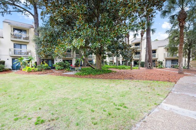 17 Lagoon Rd Apt 26, Hilton Head Island, SC 29928