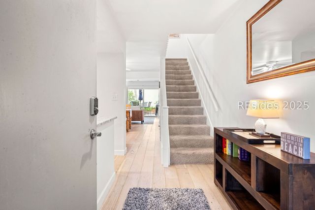 17 Lagoon Rd Apt 26, Hilton Head Island, SC 29928