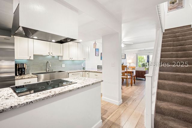 17 Lagoon Rd Apt 26, Hilton Head Island, SC 29928