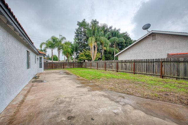 3526 Olive Street, Selma, CA 93662