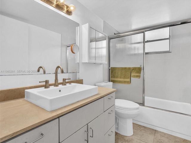 1236 Alton Rd 304, Miami Beach, FL 33139