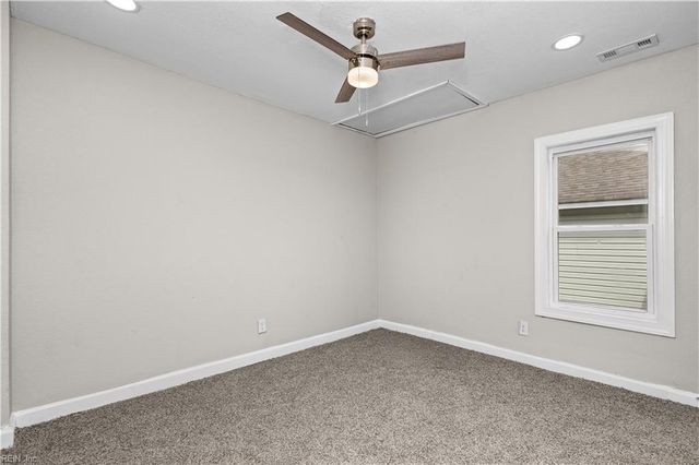 208 Raleigh AVE, Suffolk, VA 23434