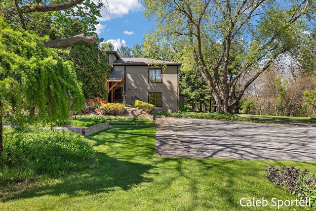 8201 Cherry Valley Avenue, Caledonia, MI 49316