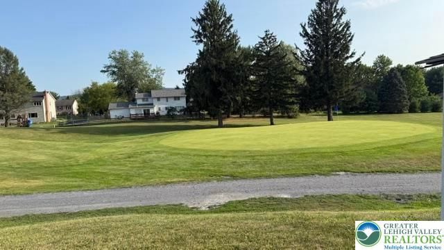 5758 Greens Drive, Lower Macungie Twp, PA 18106