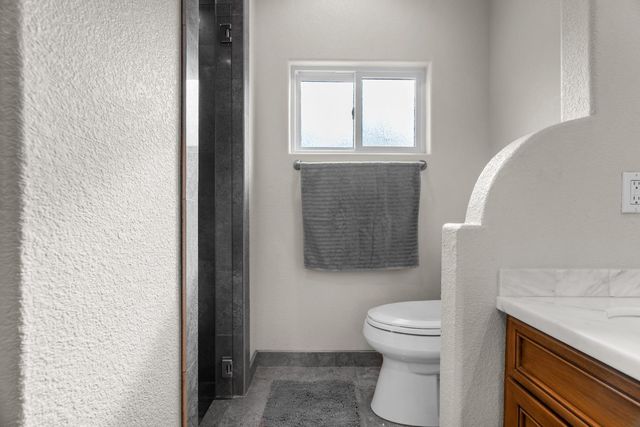 4817 E Morada Ln, Stockton, CA 95212