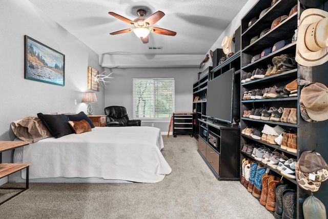 4817 E Morada Ln, Stockton, CA 95212