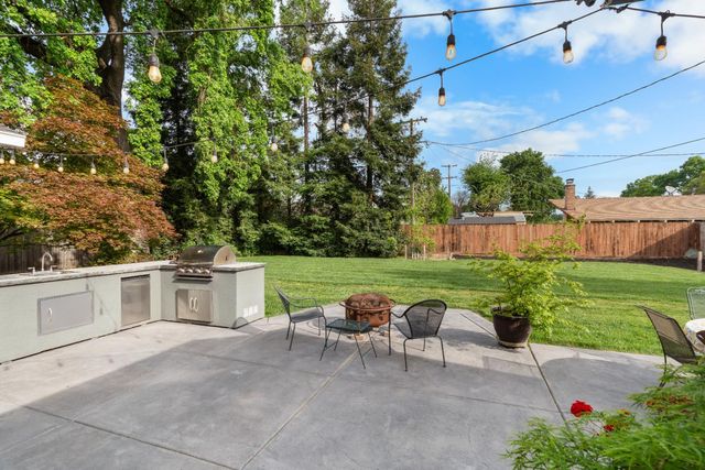 4817 E Morada Ln, Stockton, CA 95212