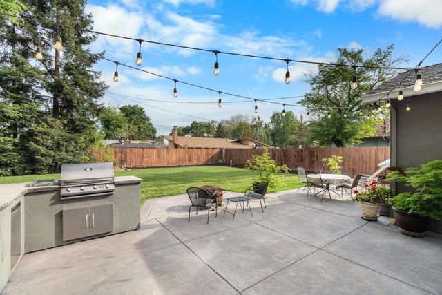 4817 E Morada Ln, Stockton, CA 95212