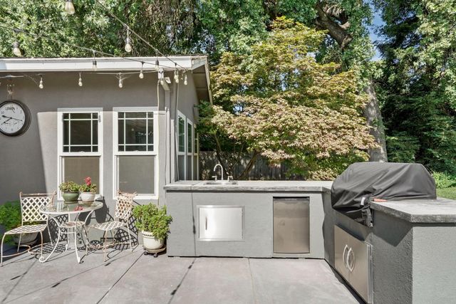 4817 E Morada Ln, Stockton, CA 95212