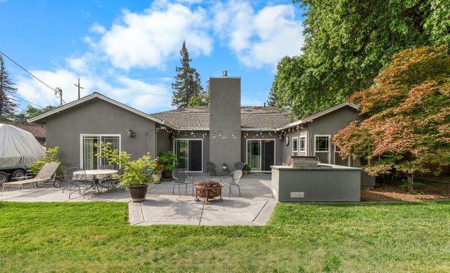 4817 E Morada Ln, Stockton, CA 95212