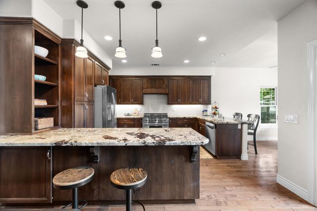 4817 E Morada Ln, Stockton, CA 95212