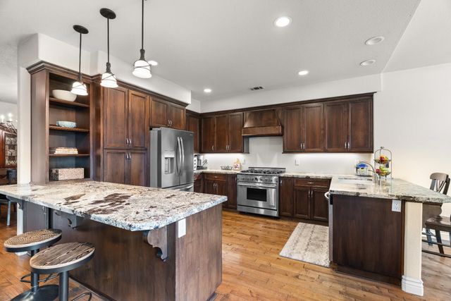 4817 E Morada Ln, Stockton, CA 95212