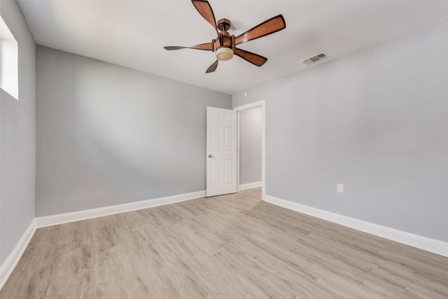 609 E Morton Street, Denison, TX 75021