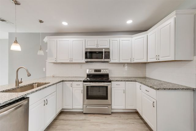609 E Morton Street, Denison, TX 75021
