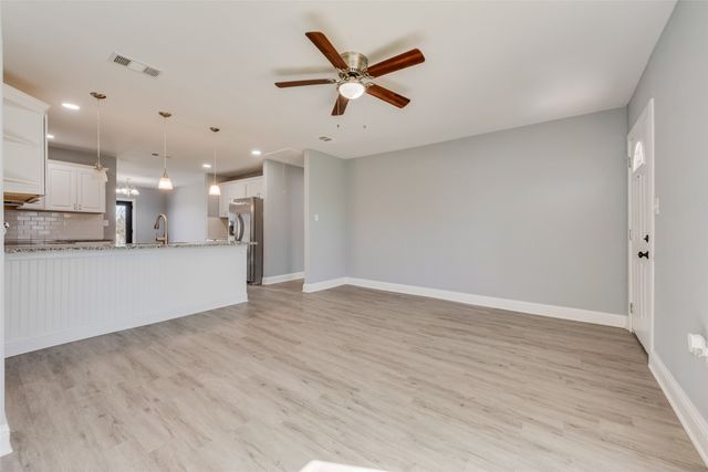609 E Morton Street, Denison, TX 75021