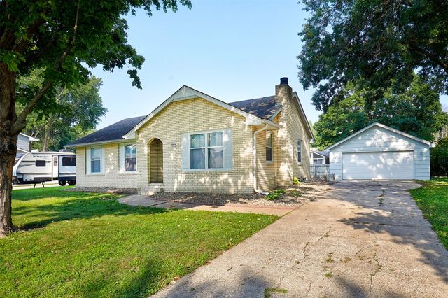 4421 73rd Street, Urbandale, IA 50322