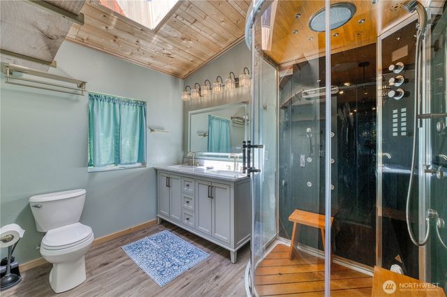 1671 E Sunset Hill Road, Shelton, WA 98584