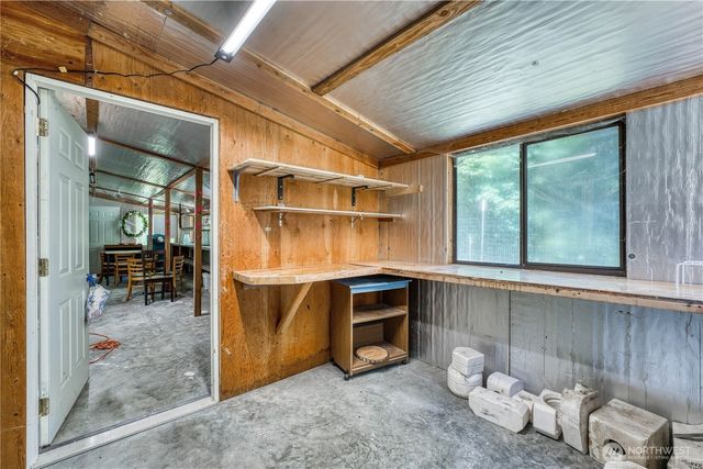 1671 E Sunset Hill Road, Shelton, WA 98584