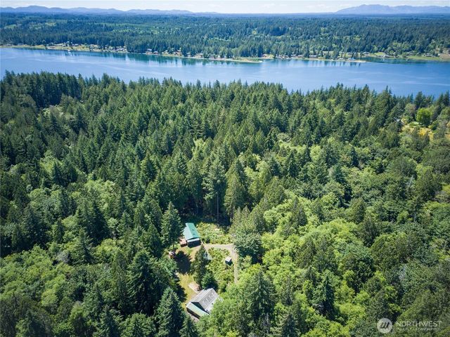 1671 E Sunset Hill Road, Shelton, WA 98584